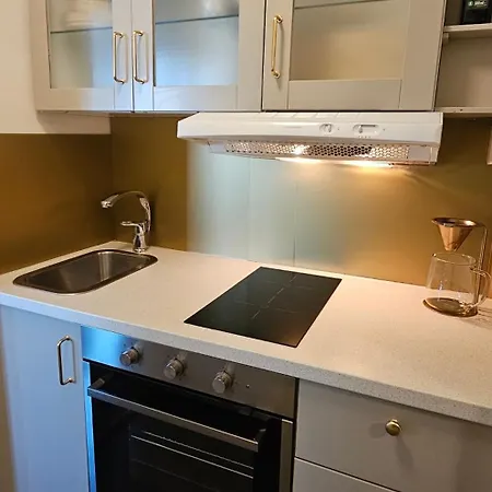 Apartment Tiny Homes Classic *